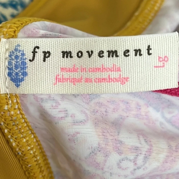 Free People Movement Shorts - Size Large - Picture 6 of 8